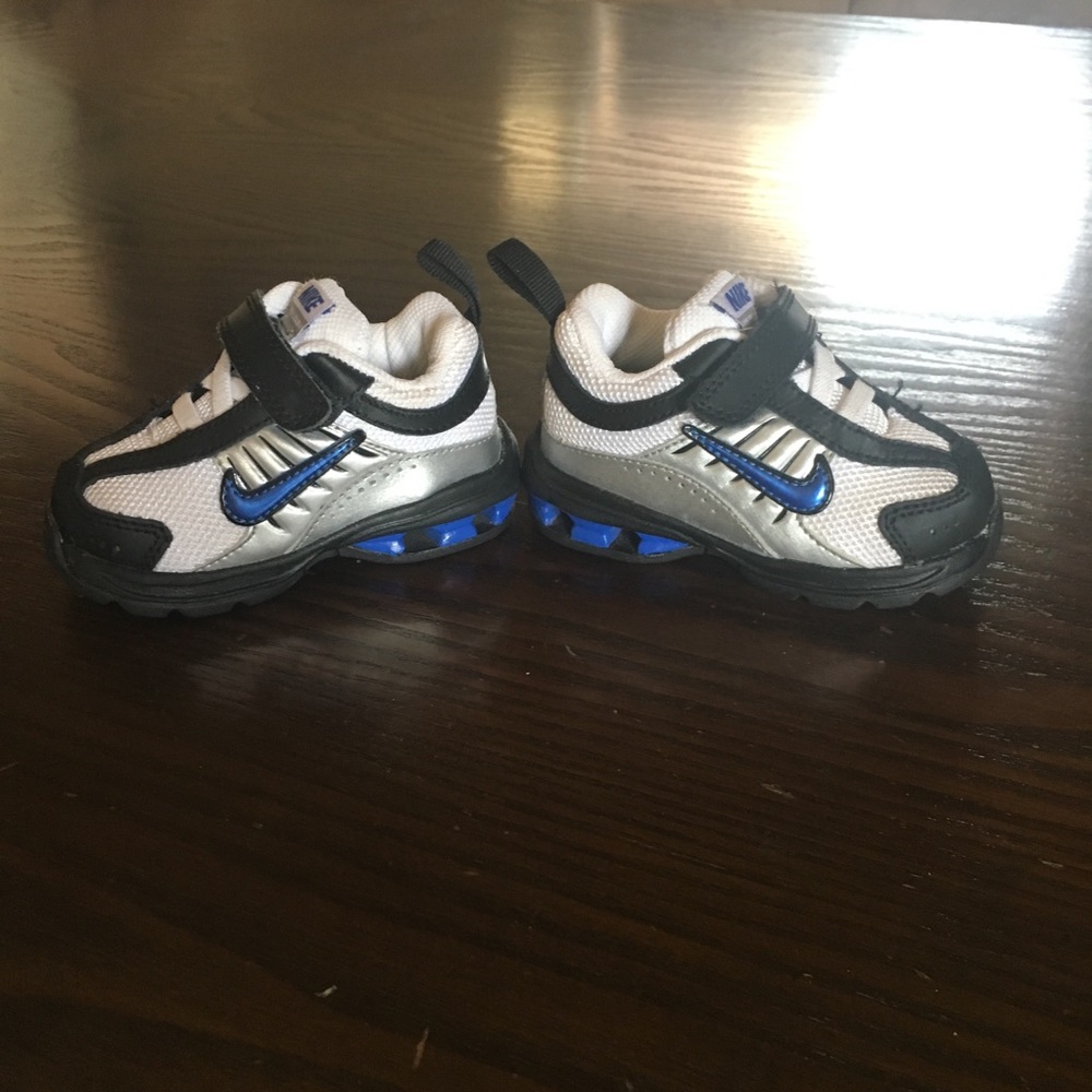 Nike Reax Toddler Boy Size 4 Shoes Sneakers